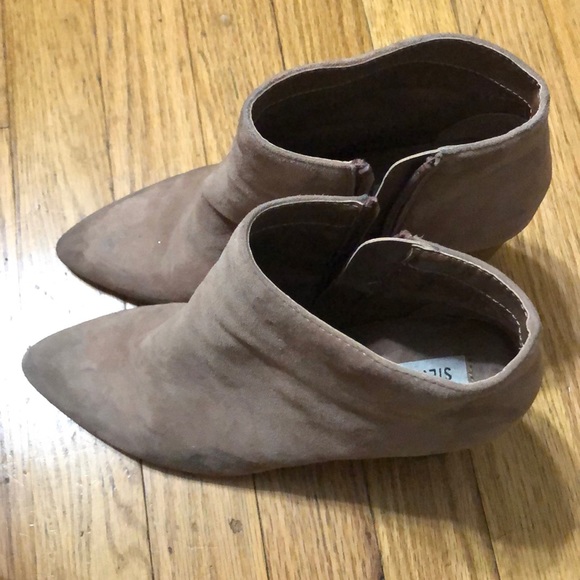 Steve Madden Simmer Leather Pointed Toe - Picture 6 of 9